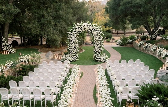 La Cresta Ranch wedding venue set up with white flowers example 1