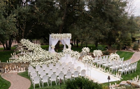 La Cresta Ranch wedding venue set up with white flowers example 2